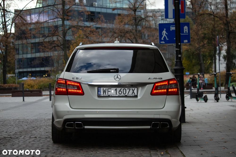 Mercedes-Benz Klasa E 63 AMG - 17