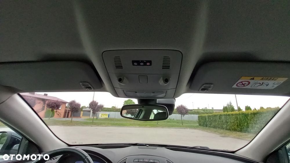 Opel Insignia - 29