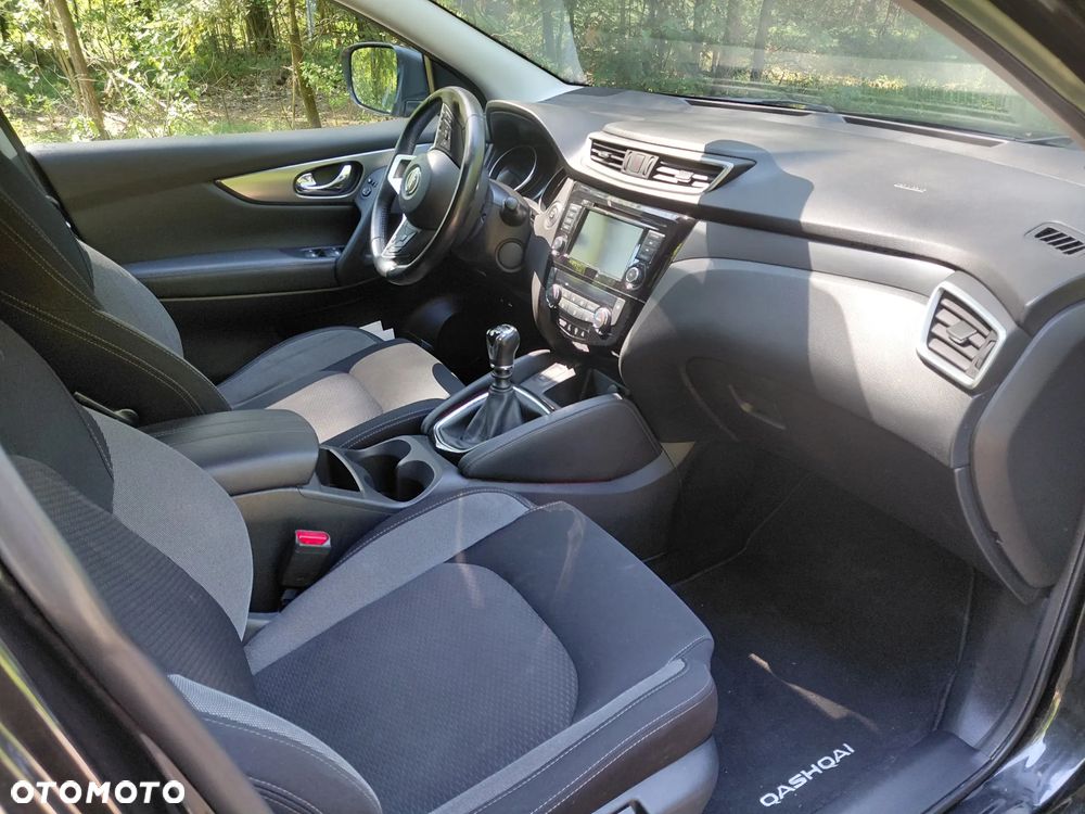 Nissan Qashqai 1.3 DIG-T N-WAY - 7