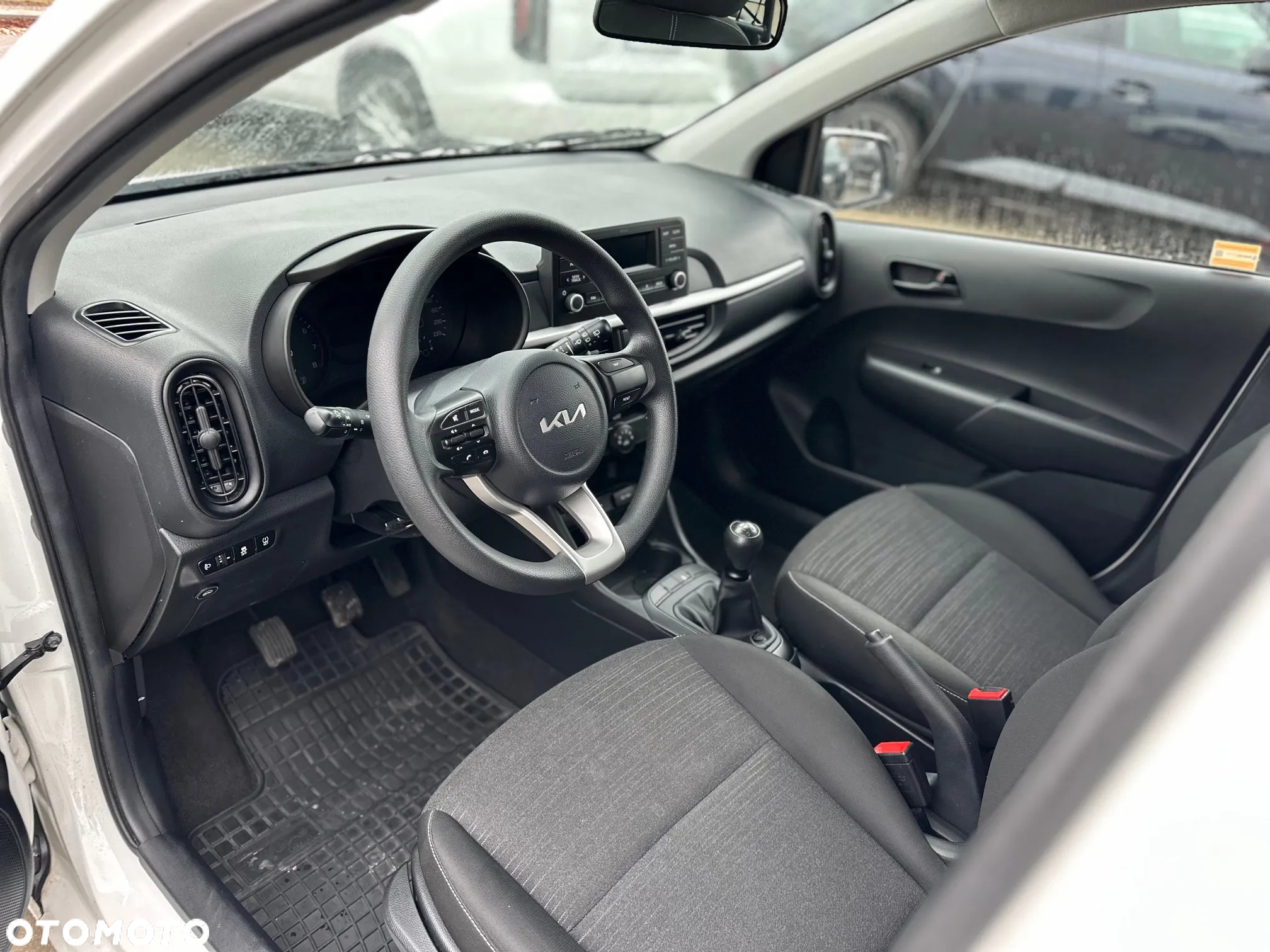 Kia Picanto - 9