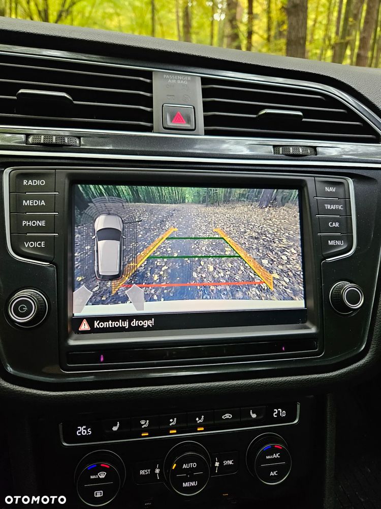 Volkswagen Tiguan - 19