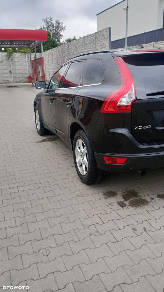Volvo XC 60 - 21