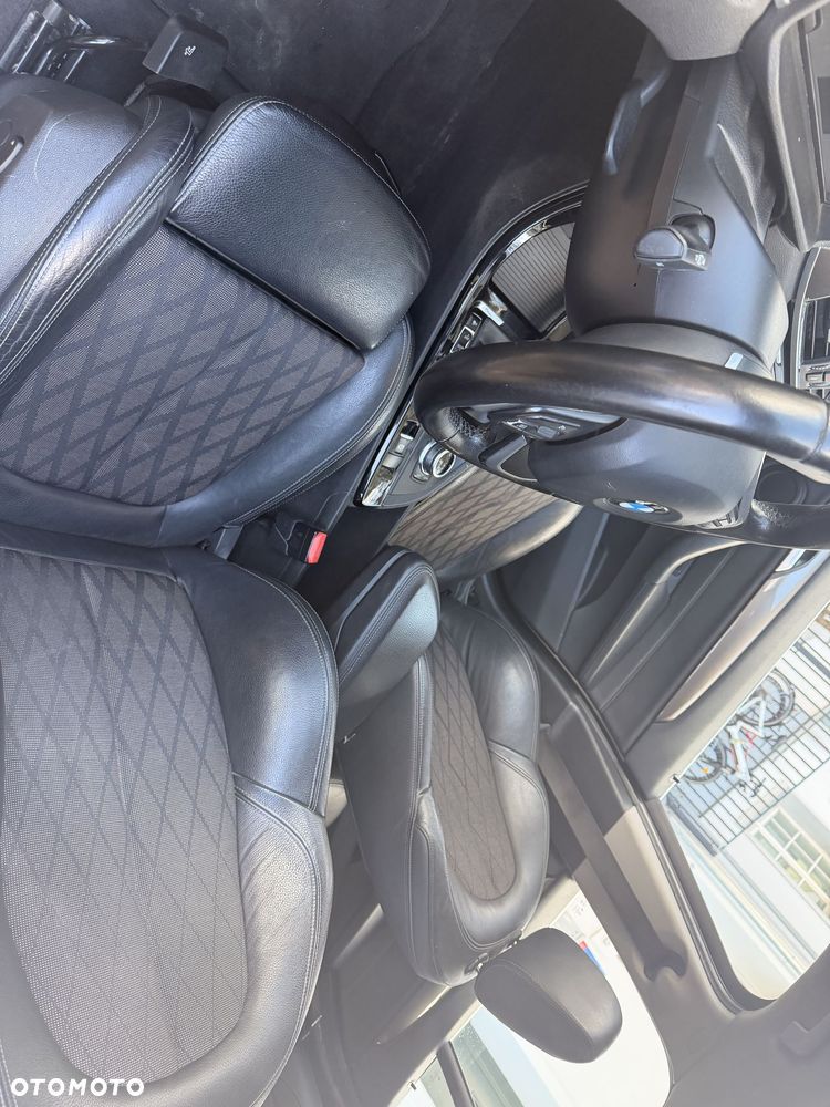 BMW X1 sDrive18i xLine - 10