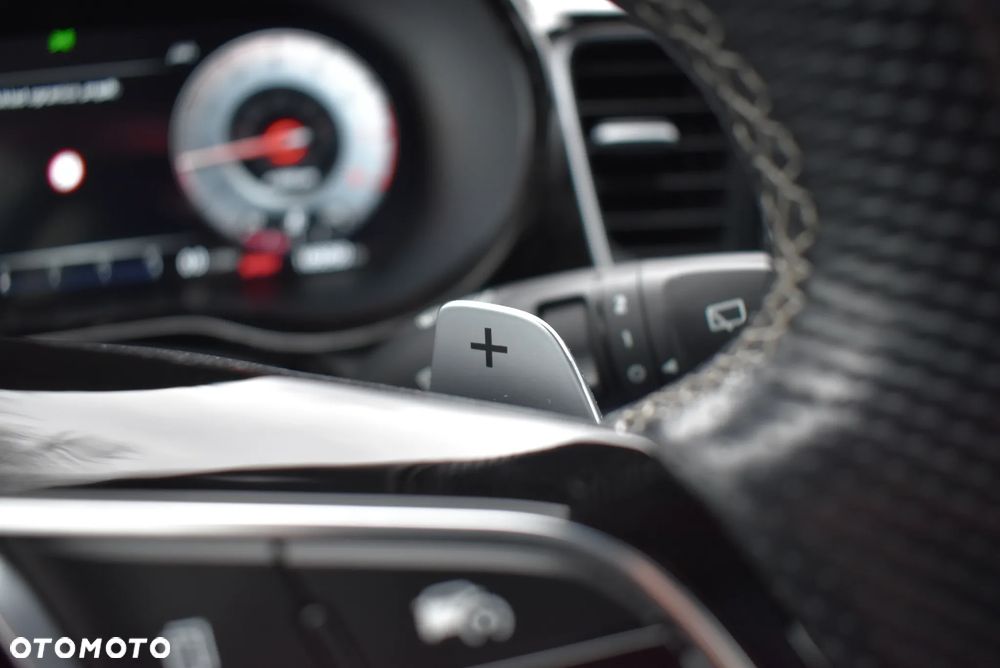 Kia Ceed 1.5 T-GDI DCT7 OPF GT Line - 25