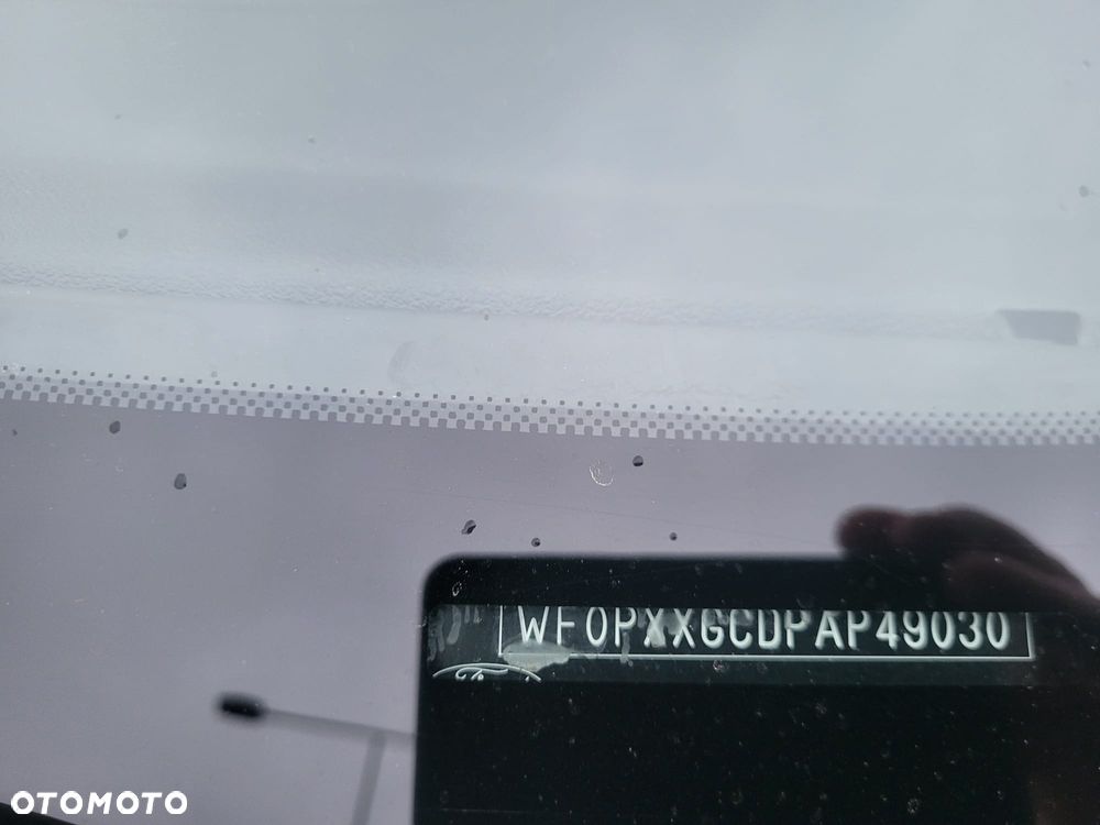 Ford Focus 1.4 16V Style - 12