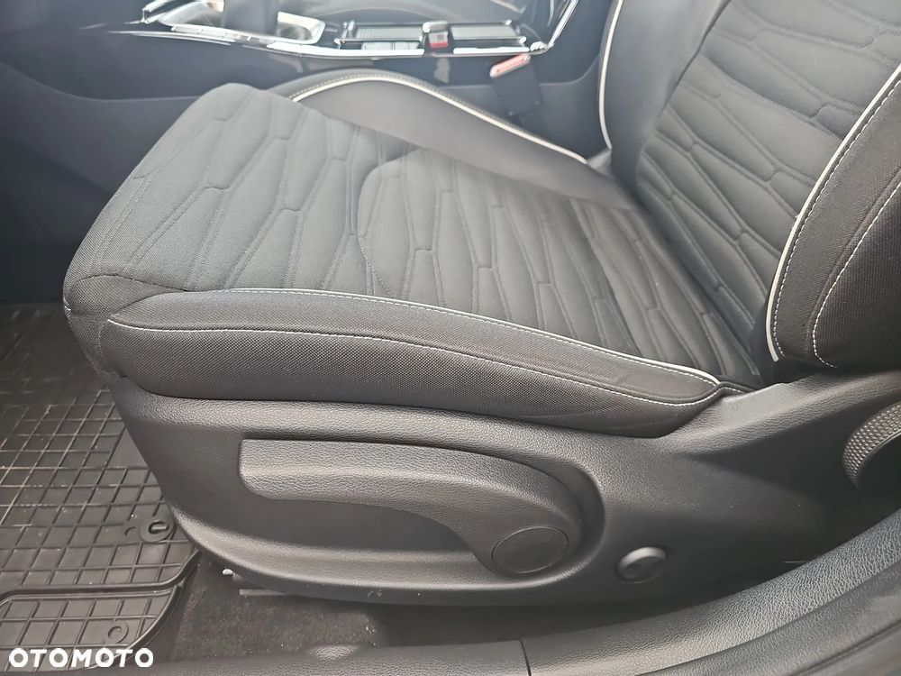 Kia ProCeed 1.5 T-GDI GT Line - 14