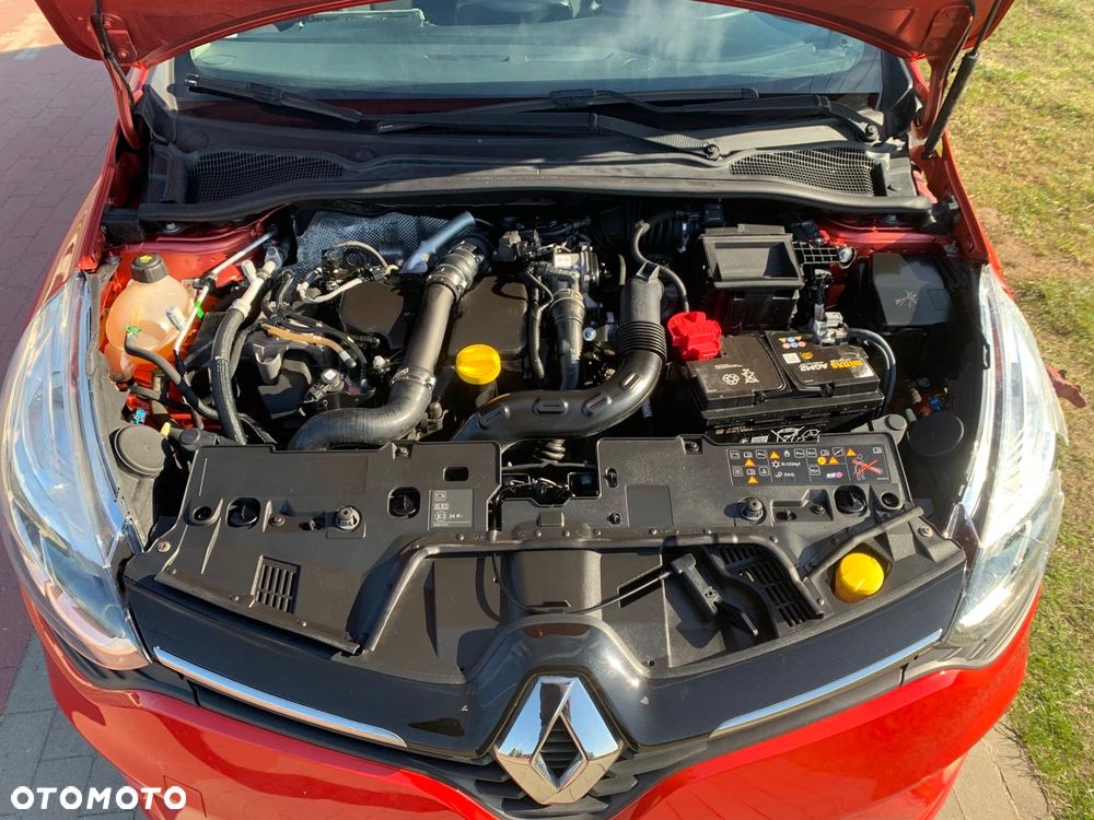 Renault Clio - 11
