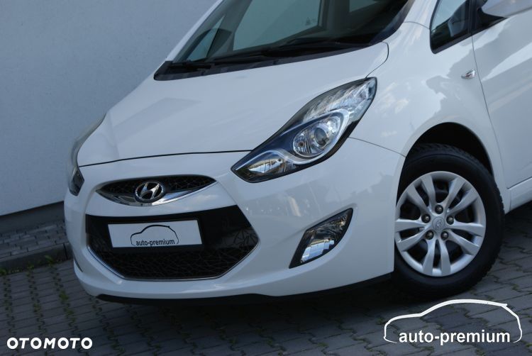 Hyundai ix20 1.4 Premium blue - 40