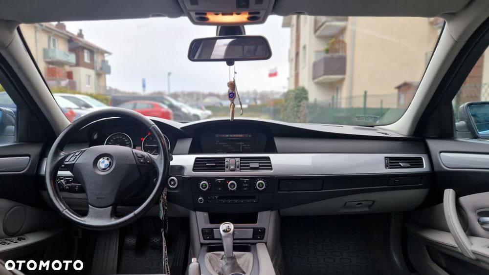 BMW Seria 5 520d - 9