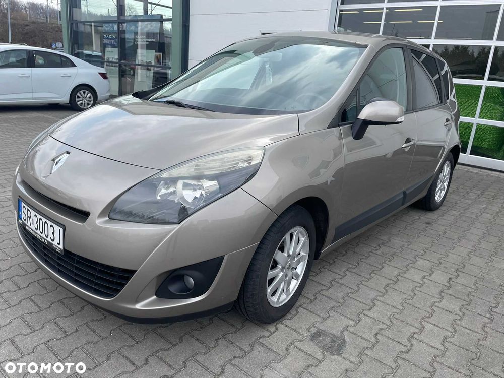 Renault Scenic - 1