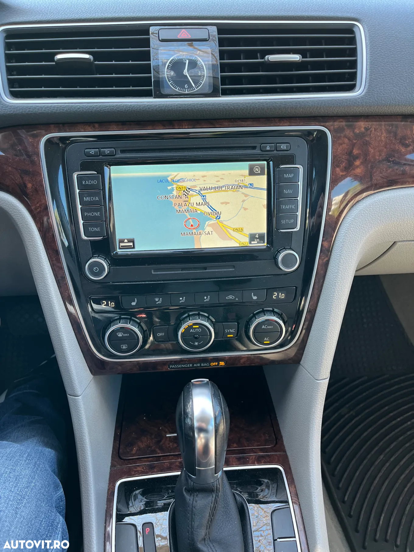 Volkswagen Passat Variant 2.0 TSI OPF DSG Elegance - 16