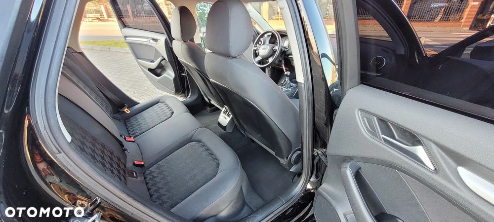 Audi A3 Sportback 1.2 TFSI Ambiente - 12