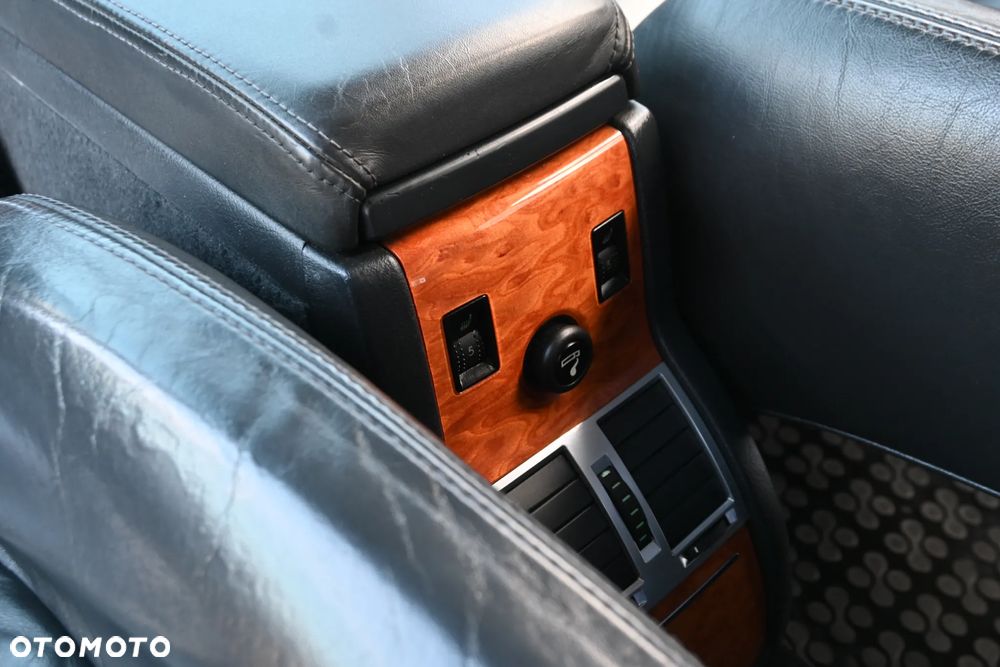 Skoda Superb 2.0 TDI DPF Prestige - 34