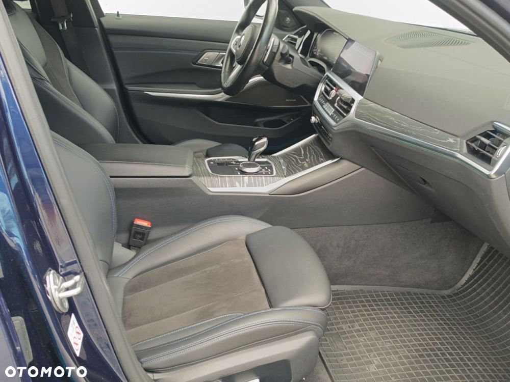 BMW Seria 3 - 27