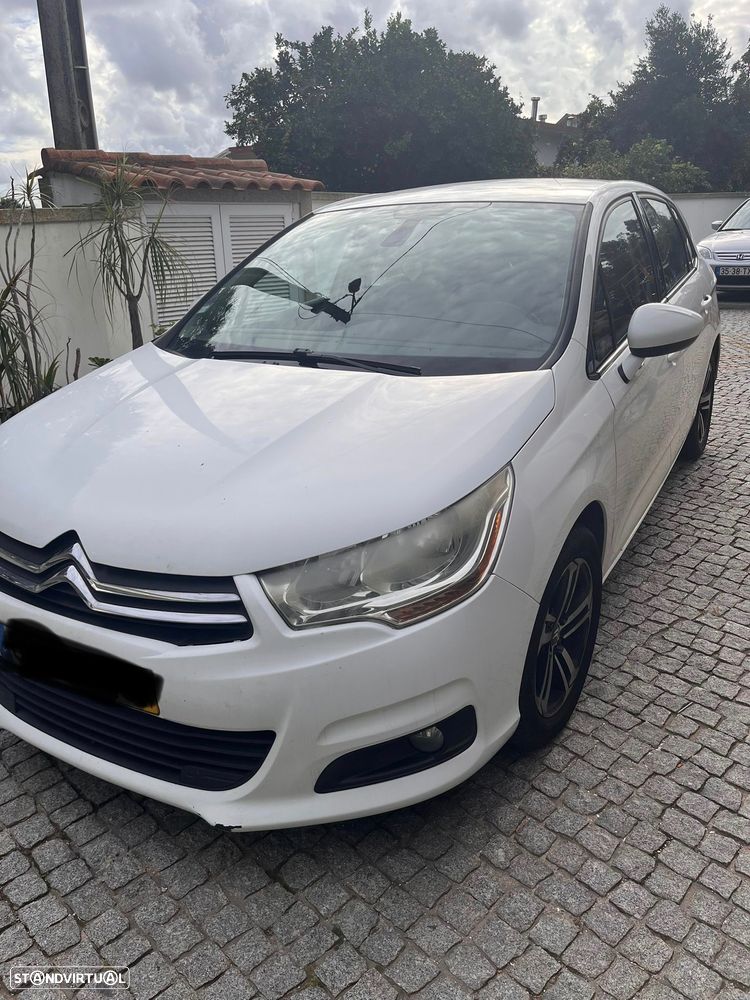 Citroën C4 HDi 90 Attraction - 1