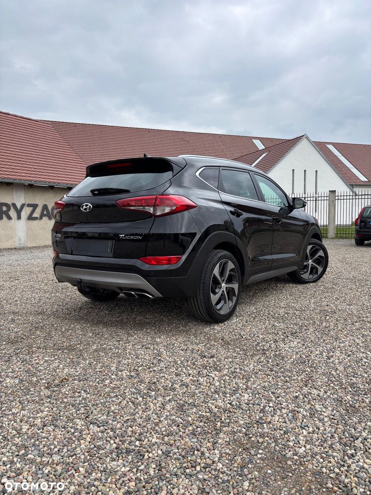 Hyundai Tucson 2.0 CRDI BlueDrive Style 2WD - 3