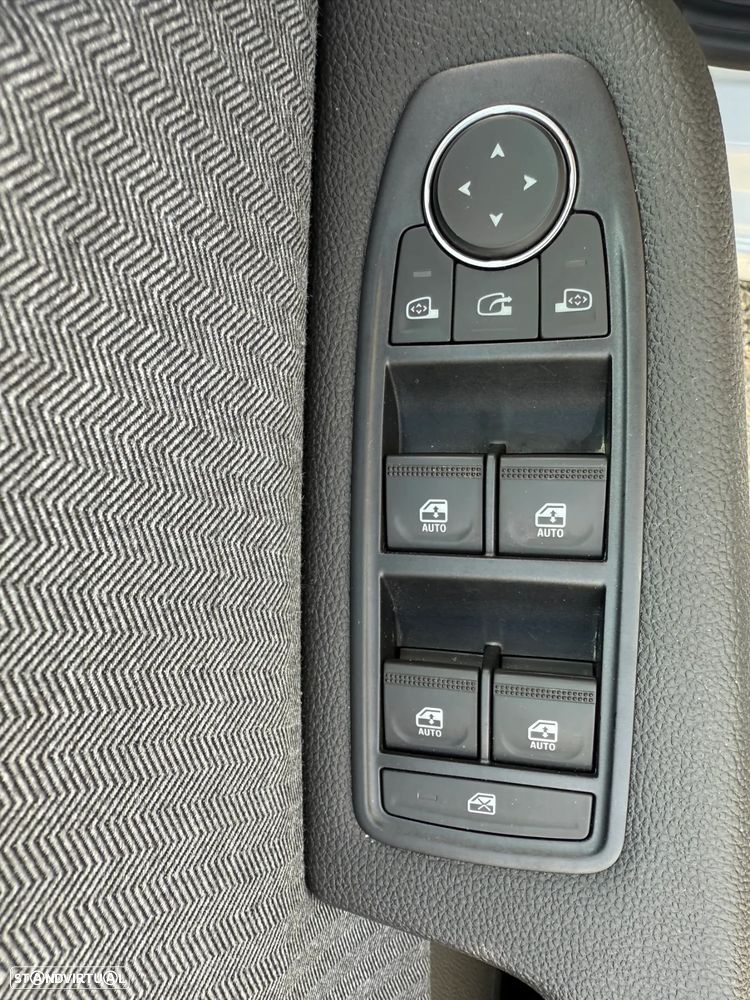 Renault Clio 1.0 TCe Techno Bi-Fuel - 18