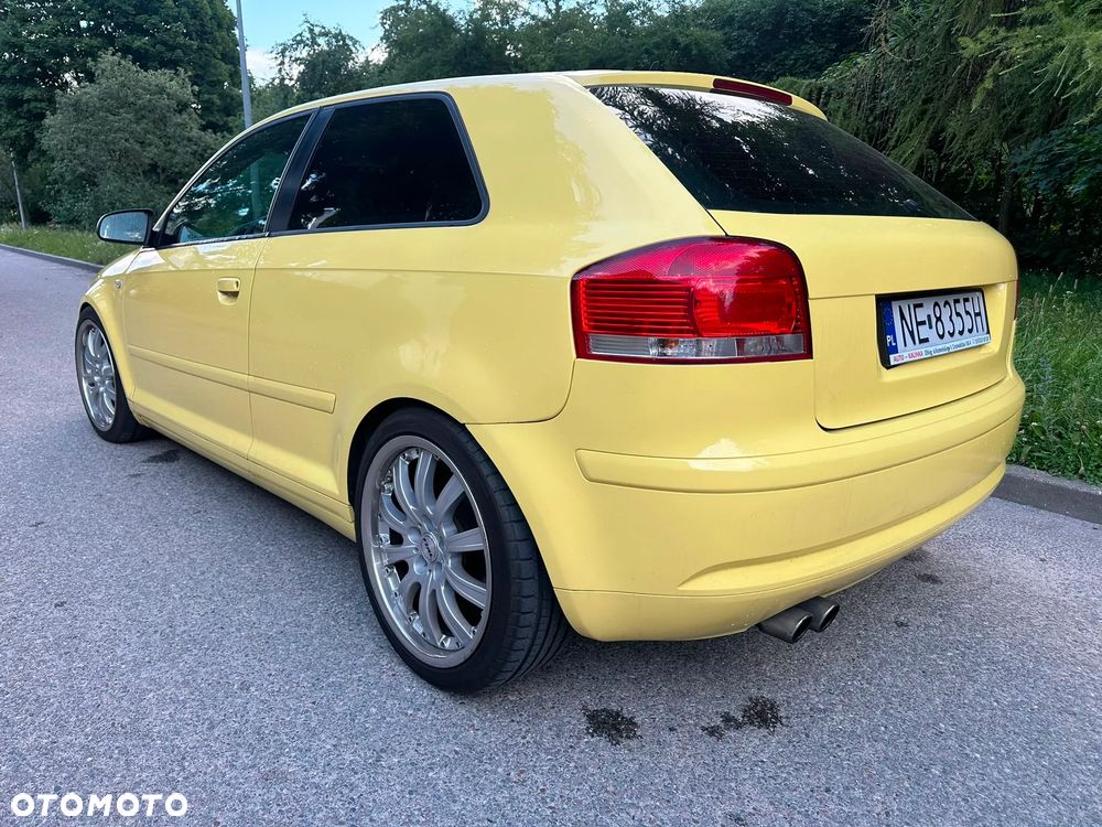 Audi A3 3-drzwiowe 2.0 FSI Ambition - 6