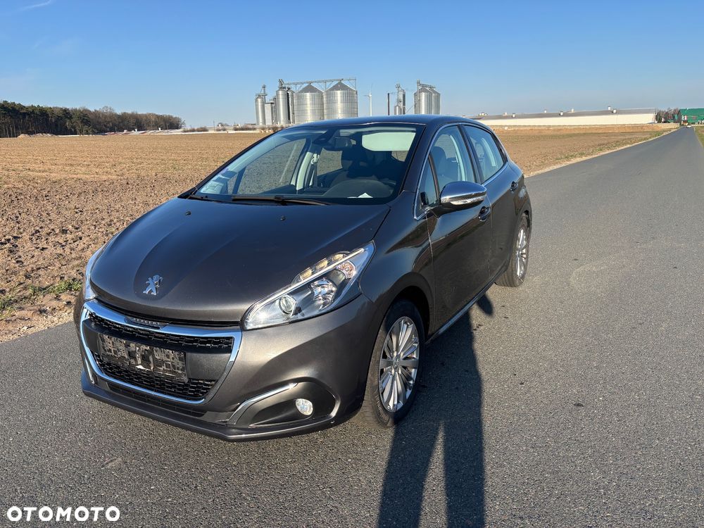 Peugeot 208 1.2 PureTech GPF Allure S&S - 7