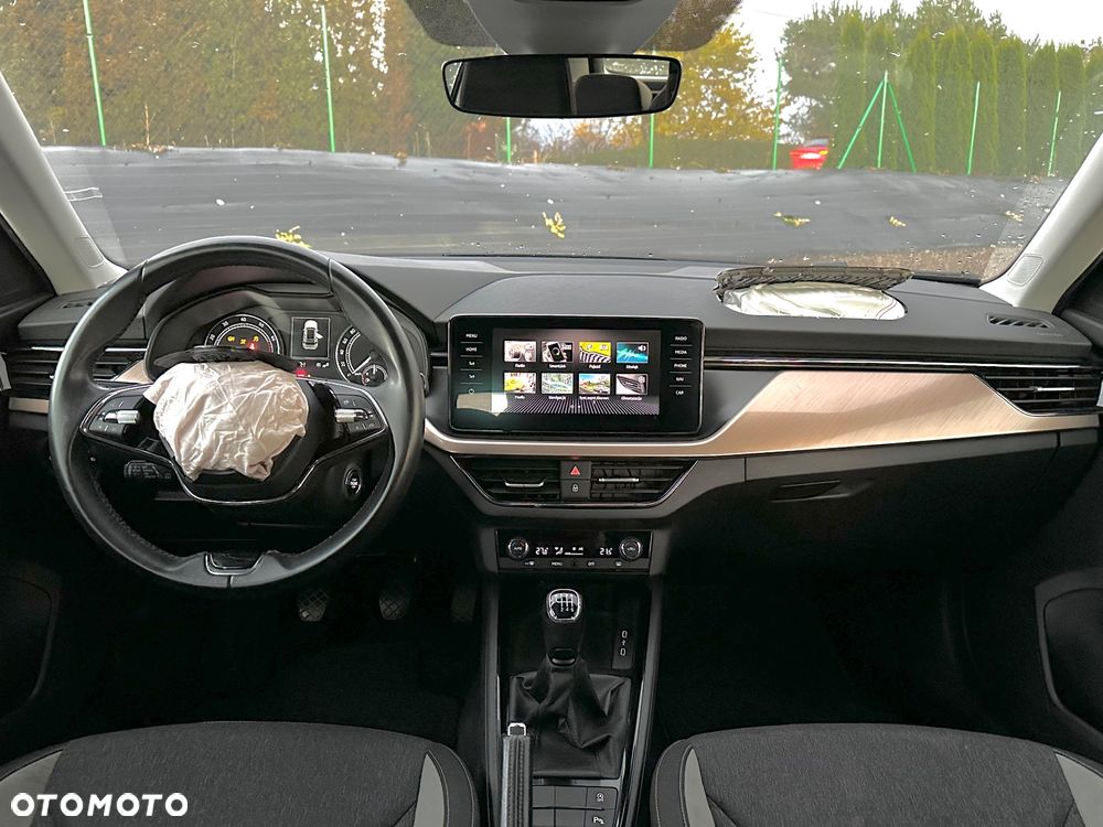 Skoda Kamiq 1.0 TSI Style - 25