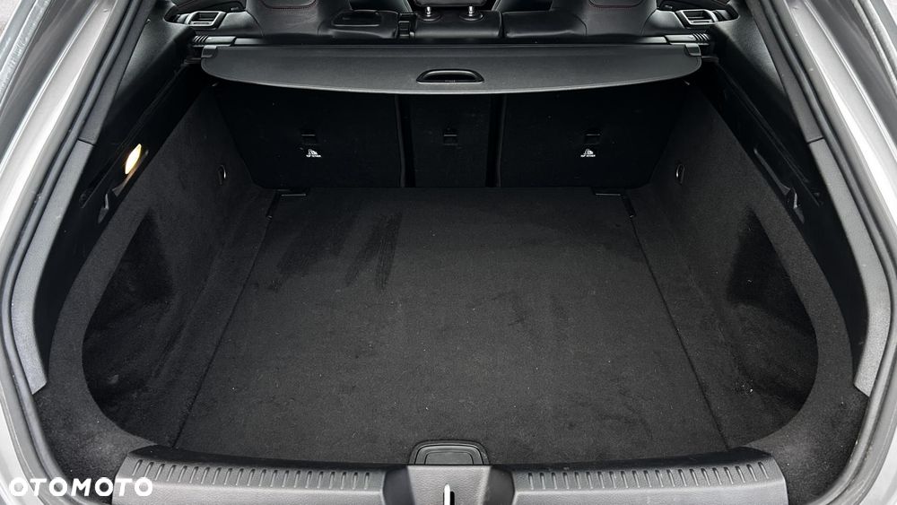 Mercedes-Benz CLA 180 AMG Line 7G-DCT - 29