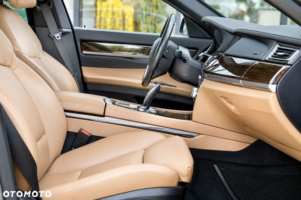 BMW Seria 7 2010