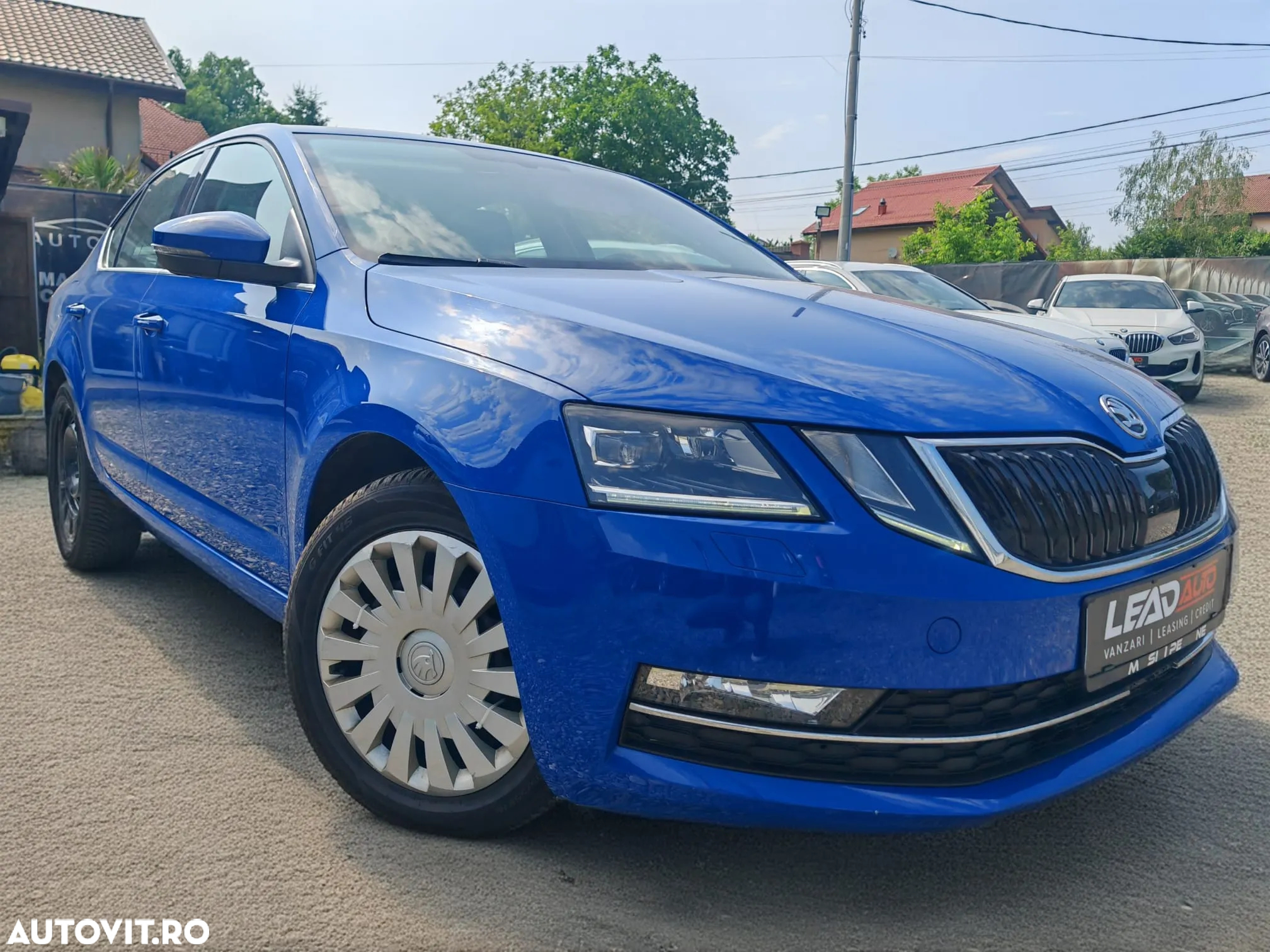 Skoda Octavia 1.6 TDI DSG Style - 2