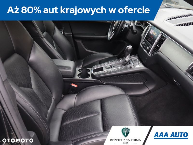 Porsche Macan - 10