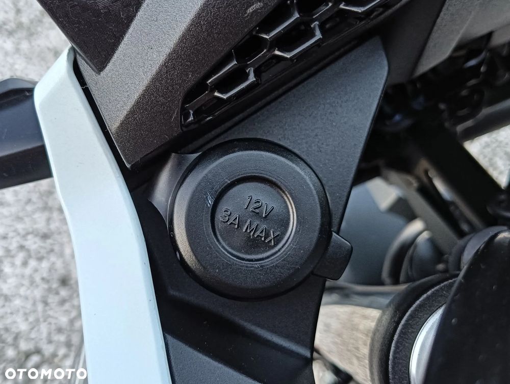 Honda CB - 30