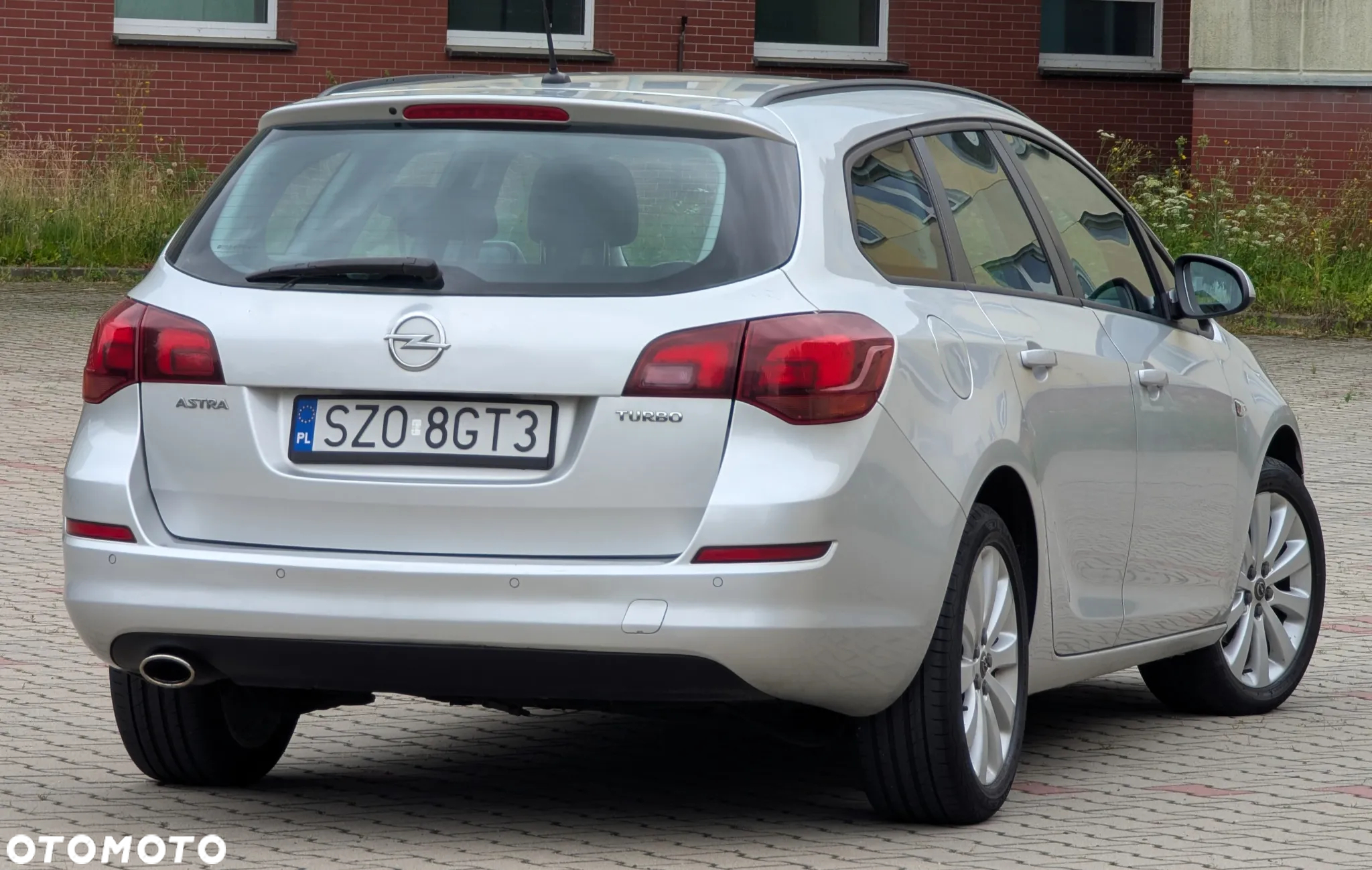 Opel Astra IV 1.4 T Sport - 2