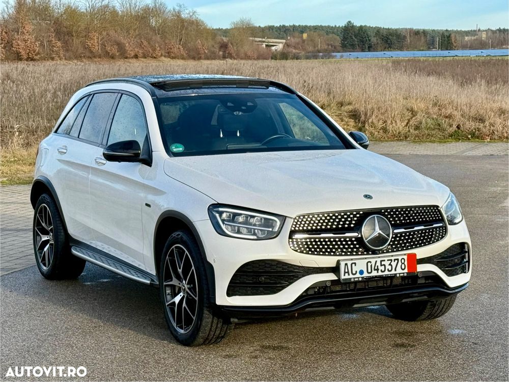 Mercedes-Benz GLC 300 d 4Matic 9G-TRONIC AMG Line - 1