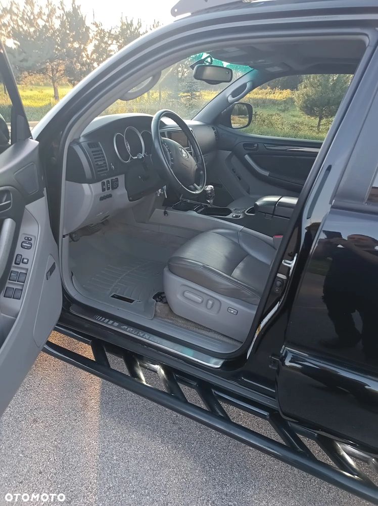 Toyota 4-Runner - 7
