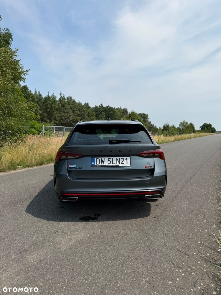 Skoda Octavia 2.0 TDI RS DSG - 6