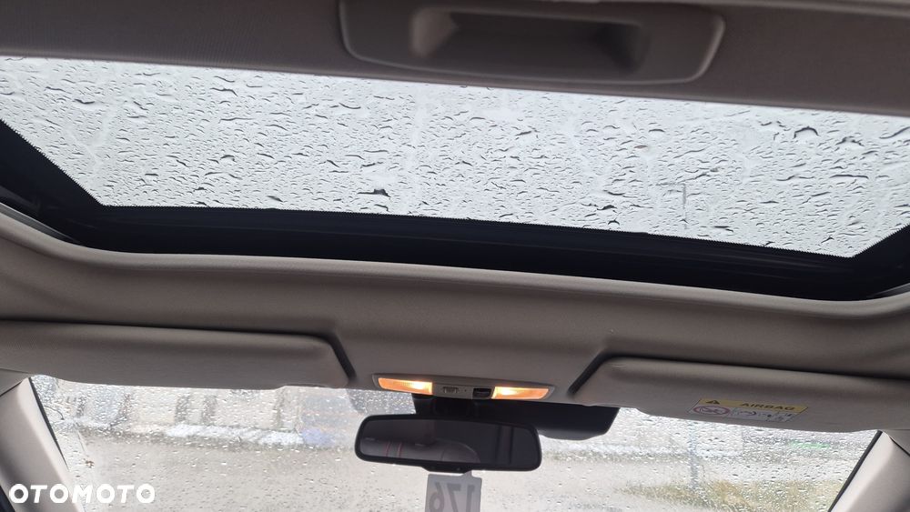 Mitsubishi Outlander 2.0 4WD Plus - 9
