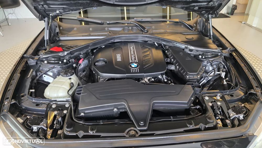 BMW 118 d Pack M - 22