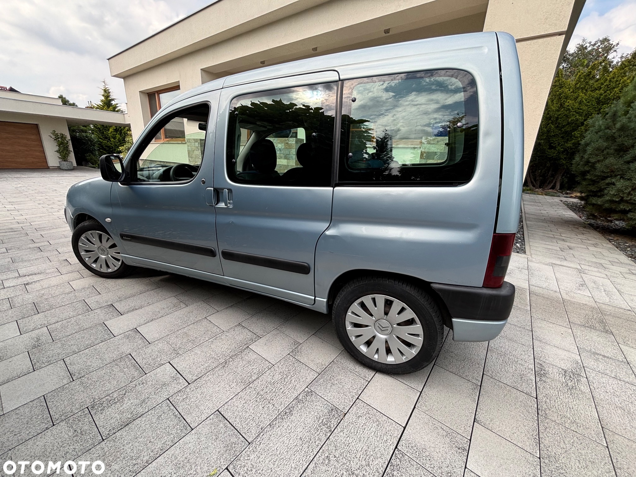 Citroën Berlingo Multispace 2.0 HDI Plus - 3