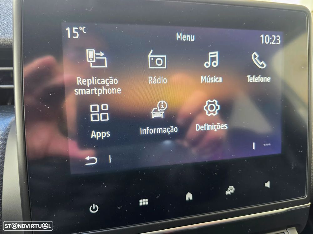 Renault Clio - 36