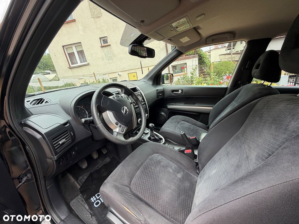 Nissan X-Trail 2.0 dCi 4x4 DPF SE - 34