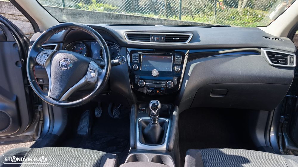 Nissan Qashqai 1.5 dCi N-Connecta - 12