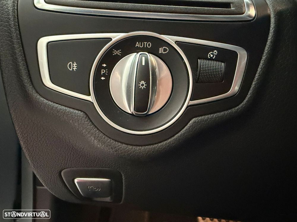 Mercedes-Benz C 200 AMG Line - 21