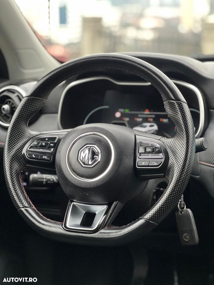 MG ZS ICE 1.5 VTI-tech Luxury - 9