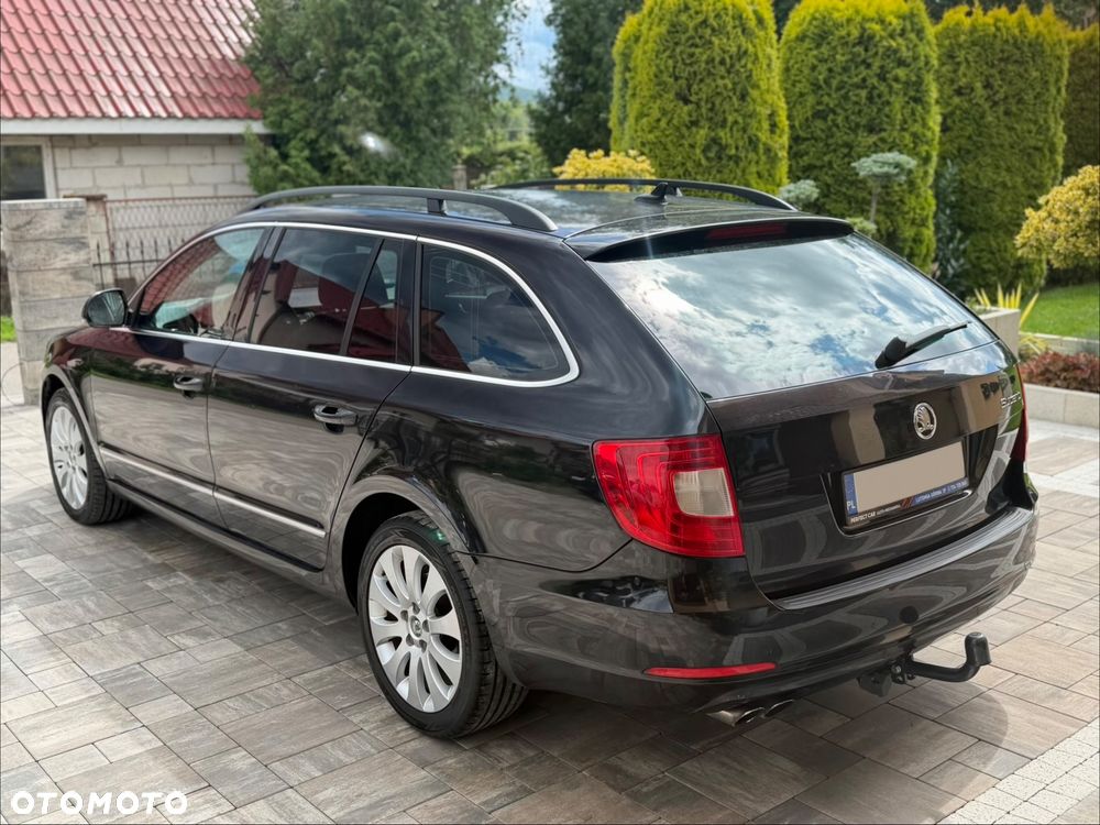 Skoda Superb 2.0 TDI DSG Elegance - 5