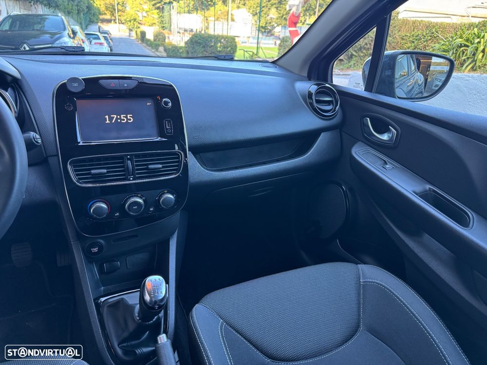 Renault Clio Sport Tourer Energy dCi 90 Start & Stop Experience - 11