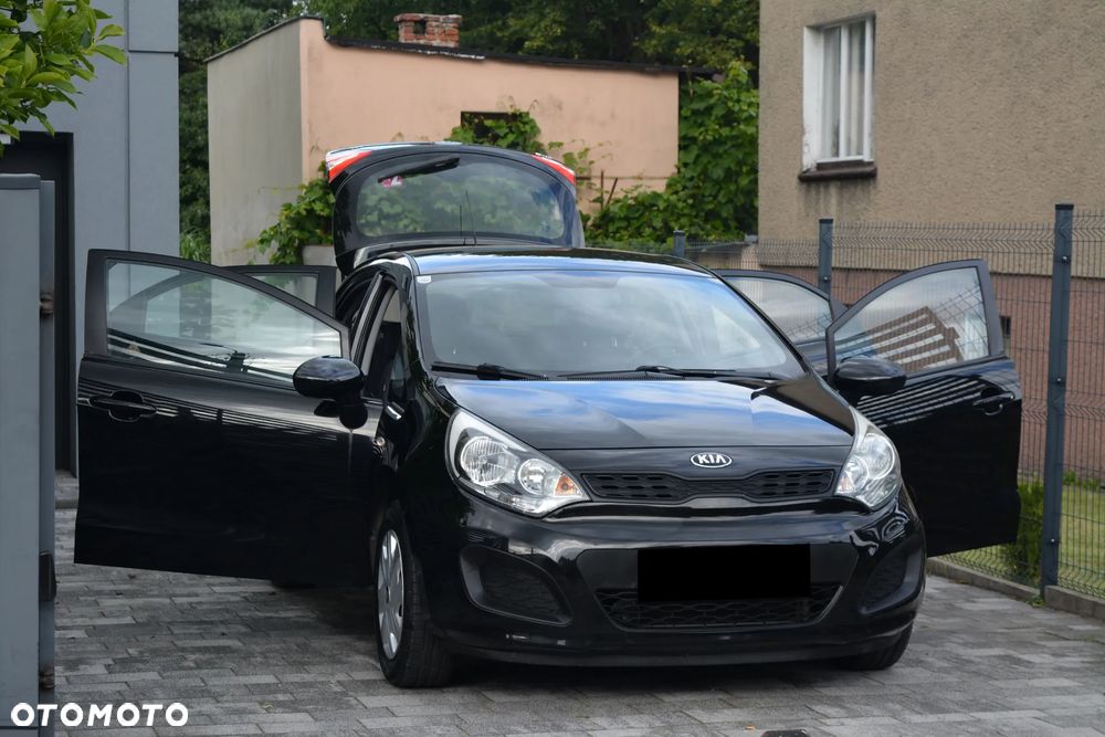 Kia Rio 1.2 Dream Team Edition - 15