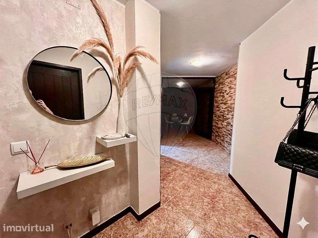 Apartamento T2 para arrendamento - Grande imagem: 2/9