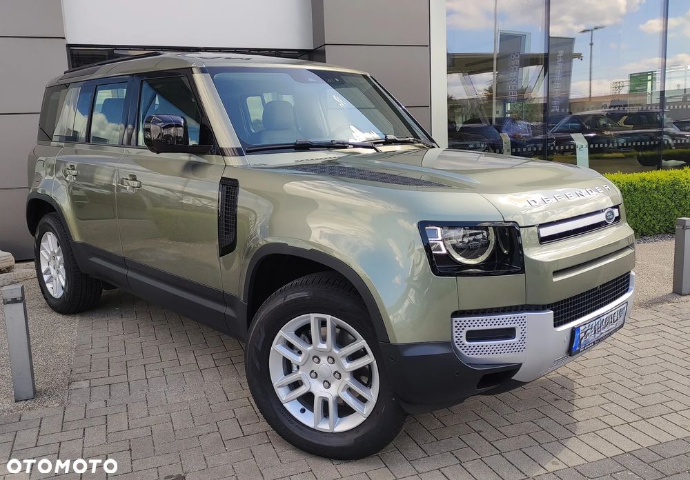 Land Rover Defender - 7