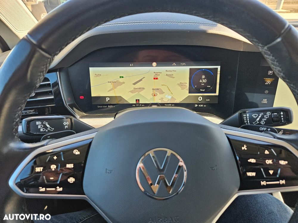 Volkswagen Touareg V6 TDI Style - 12