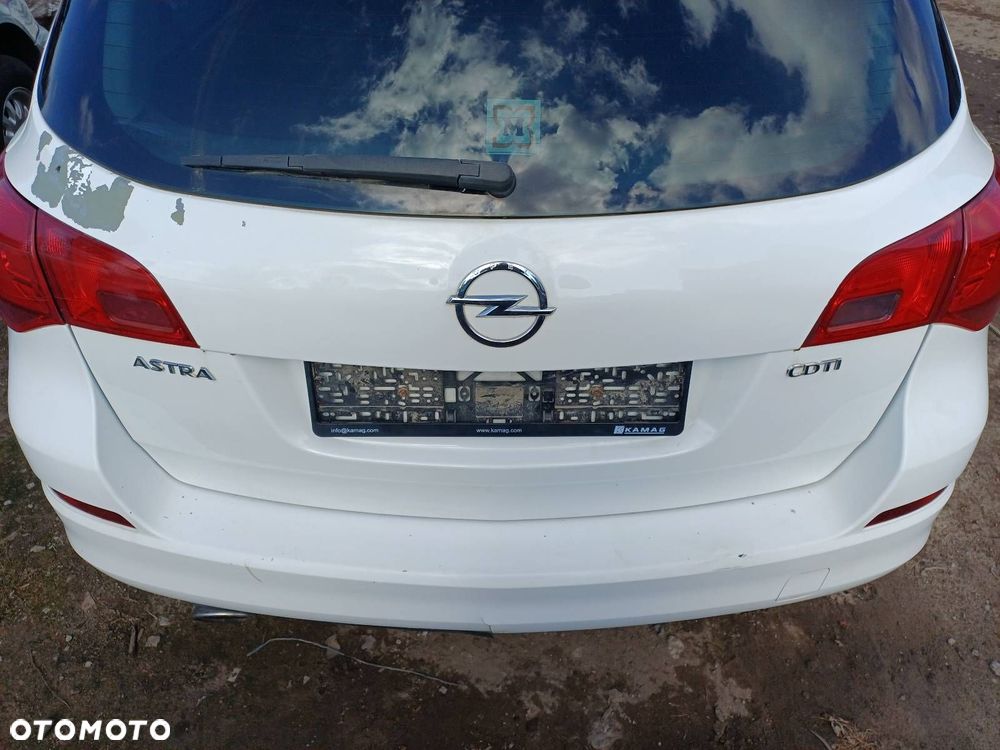 KOMPLETNY TYŁ ZDERZAK KLAPA BAGARZNIKA OPEL ASTRA J Y40R - 2