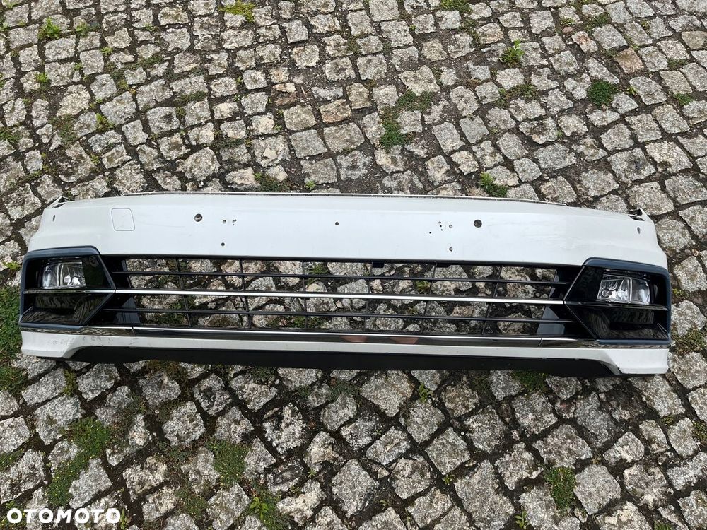 VW PASSAT B8 3G0 PRZED LIFT ZDERZAK PRZÓD PRZEDNI 2014- R-LINE - 1