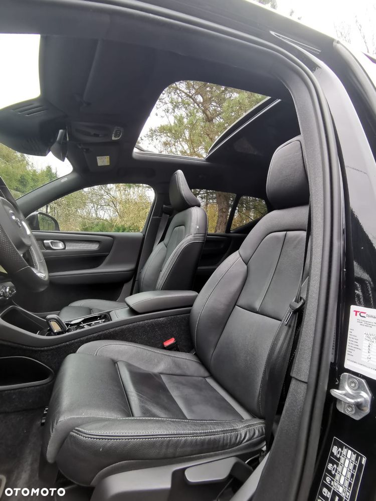 Volvo XC 40 D4 AWD Geartronic R-Design - 14